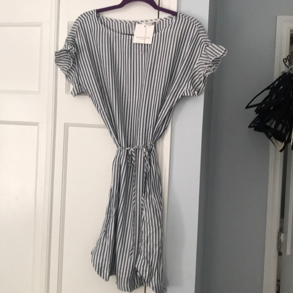 2 dresses. 1 Cotton stripes! 2 - Loft floral
